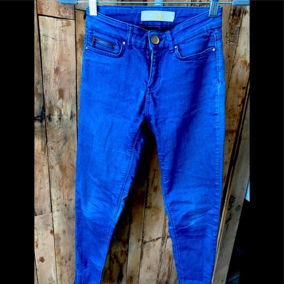 Jeans - Picture 1 of 2